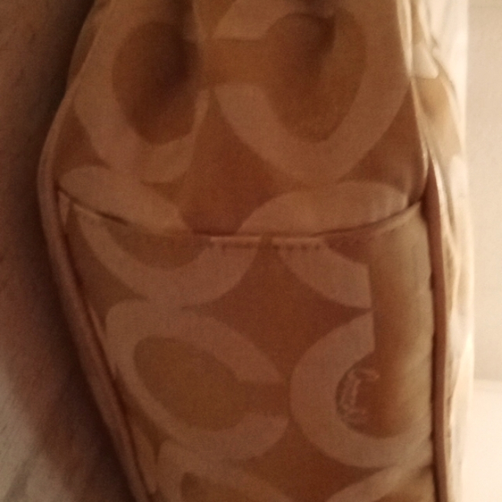 NEW Coach Op Art Shoulder Bag - Picture 11 of 11